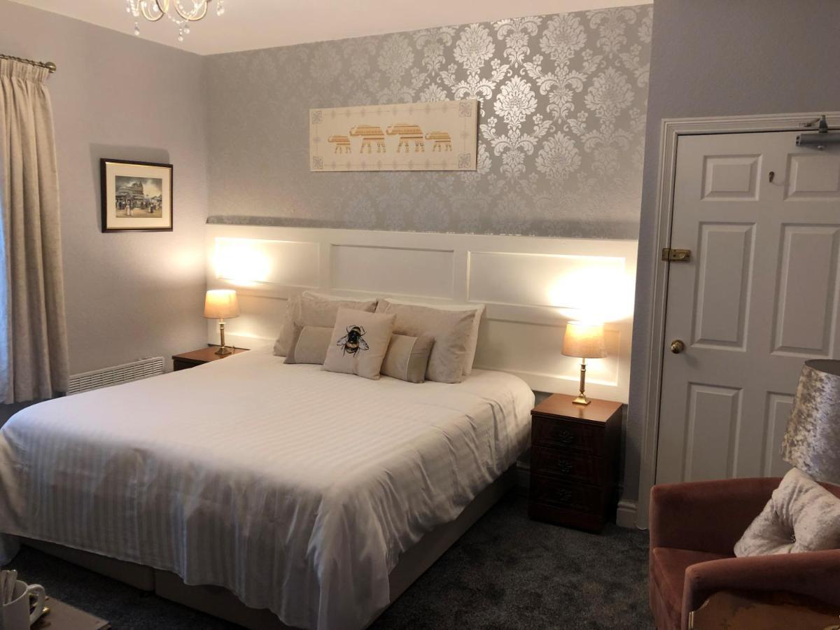 Отель Adcote House (Adults Only) Лландидно Экстерьер фото