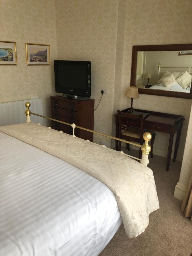 Отель Adcote House (Adults Only) Лландидно Экстерьер фото