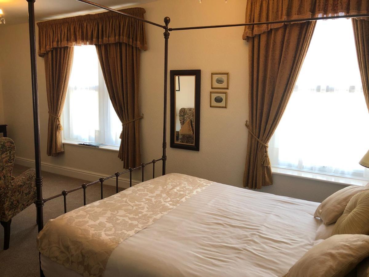 Отель Adcote House (Adults Only) Лландидно Экстерьер фото